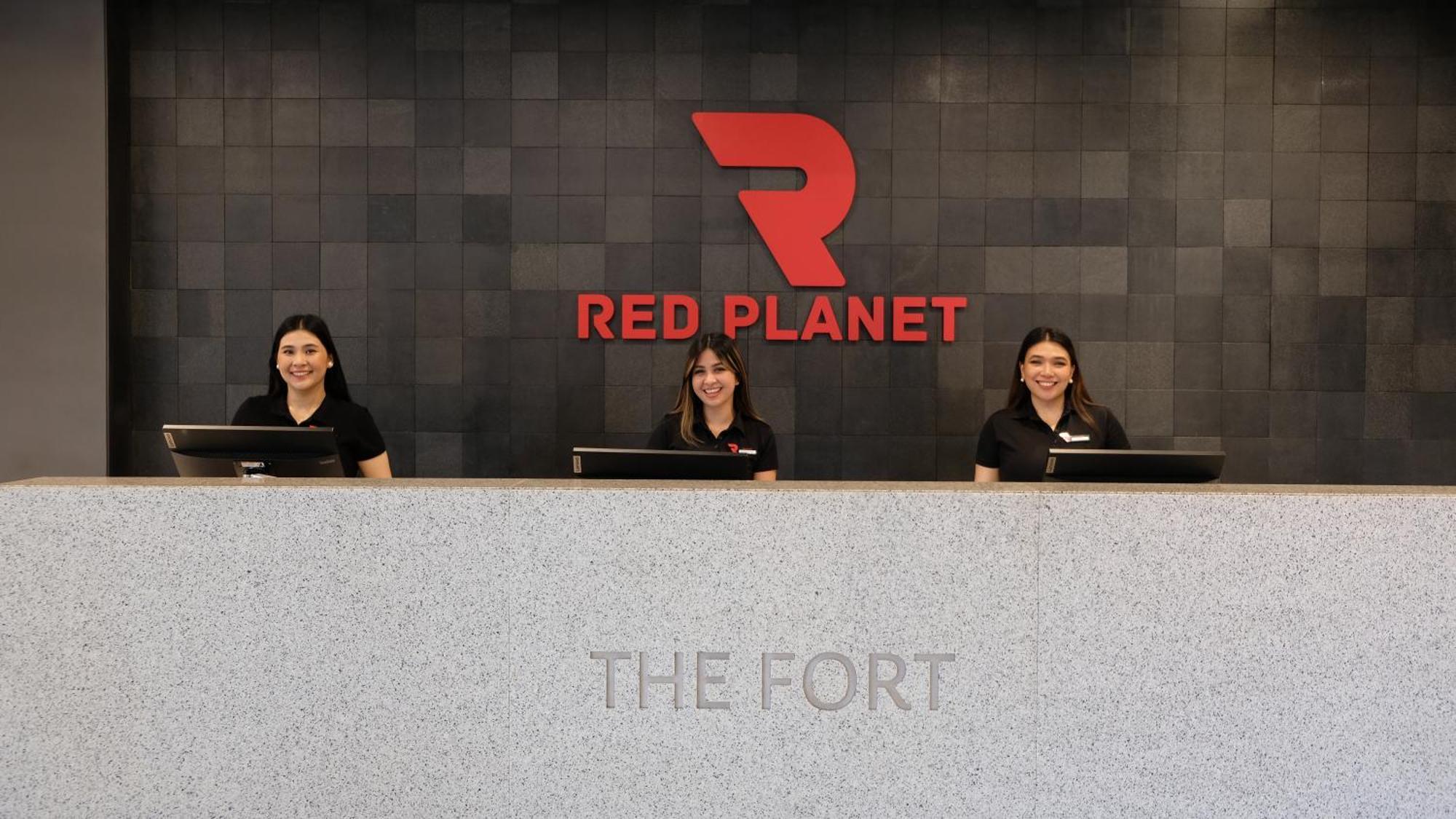 Red Planet Bgc The Fort Taguig Exterior foto